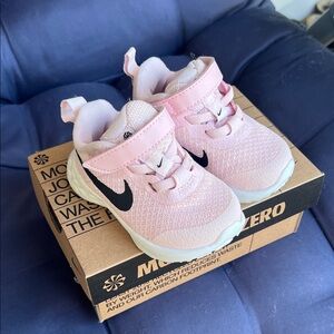 Nike Kids Light Pink Sneakers